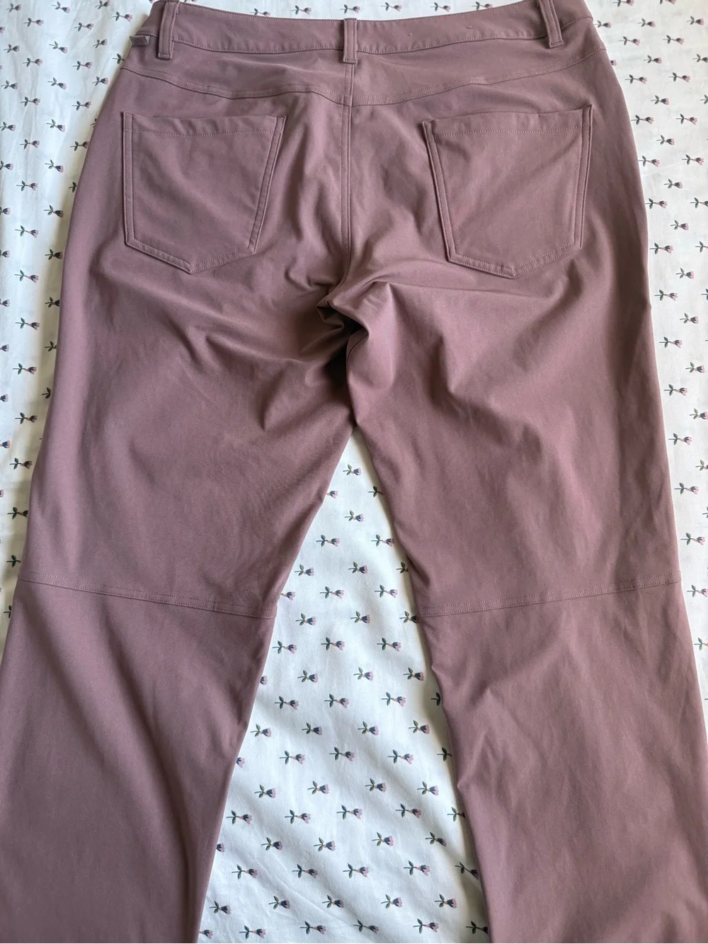 lululemon athletica Men's Slim Stretch Pants in Dusty Mauve